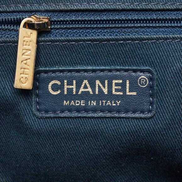 Chanel Blue Quilted Aged Calfskin Leather Coco Allure Tote Bag - Picture 10 of 12